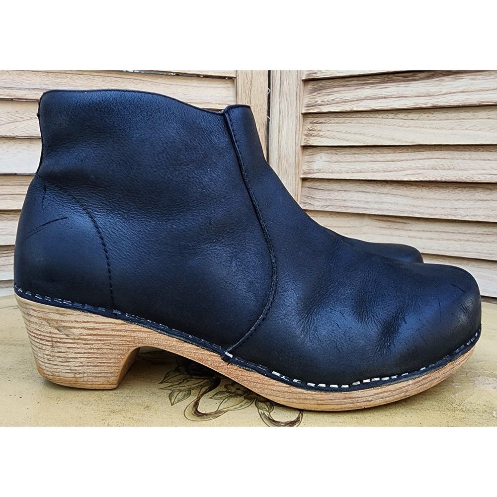 Dansko Sz EU 40 US 9.5-10 Black Leather Clog Ankle Boots Maria Boho Cottagecore